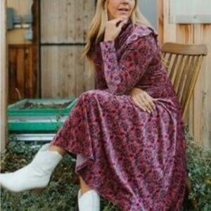 Ivy City Co long sleeve La La Lady Dress in floral